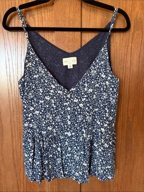 Buckle Navy and White Floral Button-Front Camisole